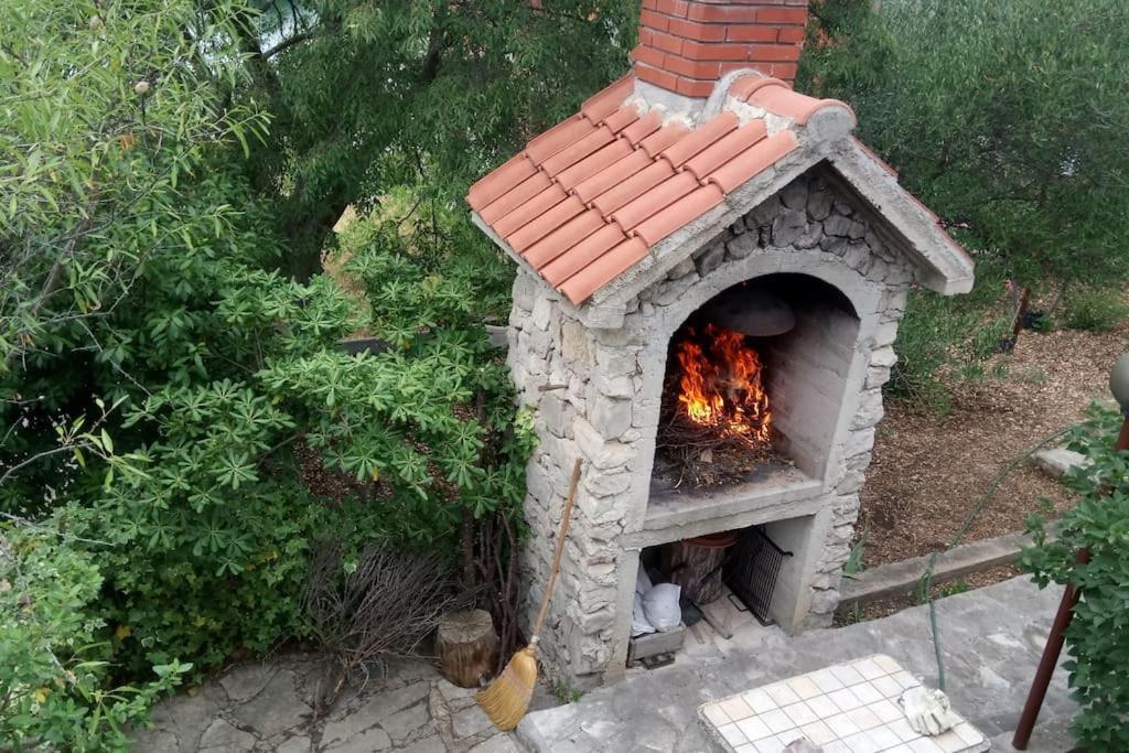 Ferienhaus Am Wasser - Kuca Rio - Iberische Finca In Dalmatien 빌리제 외부 사진